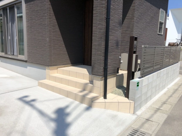 �V�z�O�\�{�H��@��܂��@�S�̑��@�����s����